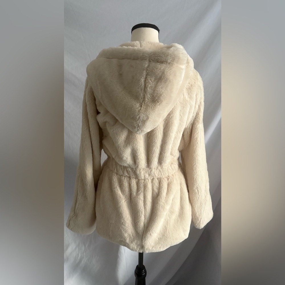 Moon River x Anthropologie Faux Fur Hooded Coat | Cream | Size M | NWT - Picture 4 of 5